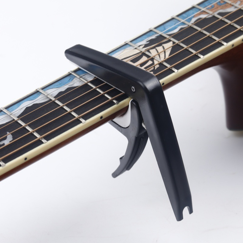 Guitar Capo ABS Plastic Material with Pin Remover (Black)